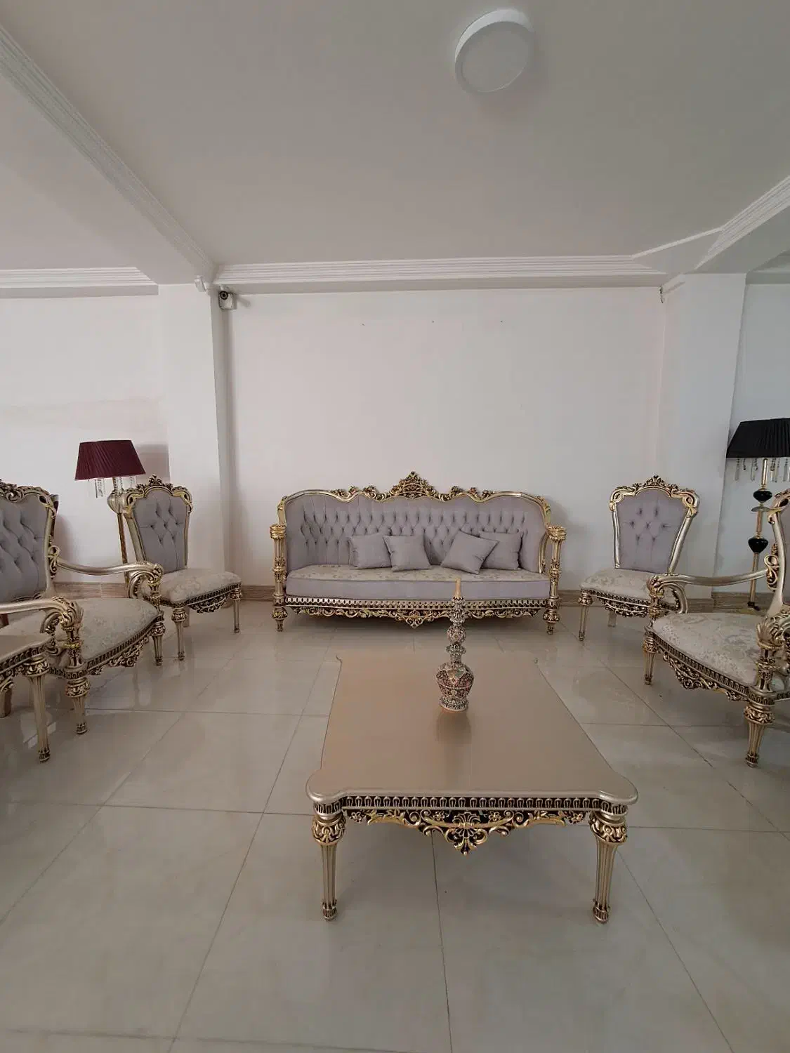 مبلمان کلاسیک خاطره|مبلمان خانگی و میز عسلی|شاهین دژ, |دیوار