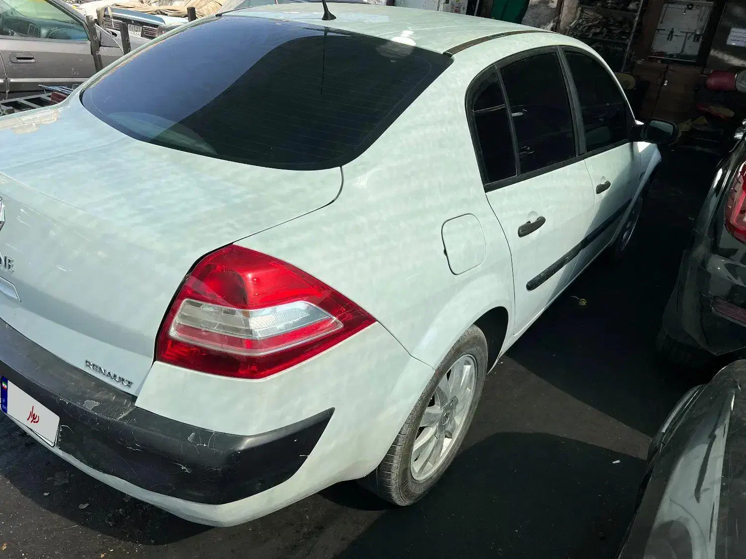 فروش مگان ۸۷ تمام فاریکیا معاوضه با خودروی اتومات|خودرو سواری و وانت|شیراز, آبیاری|دیوار