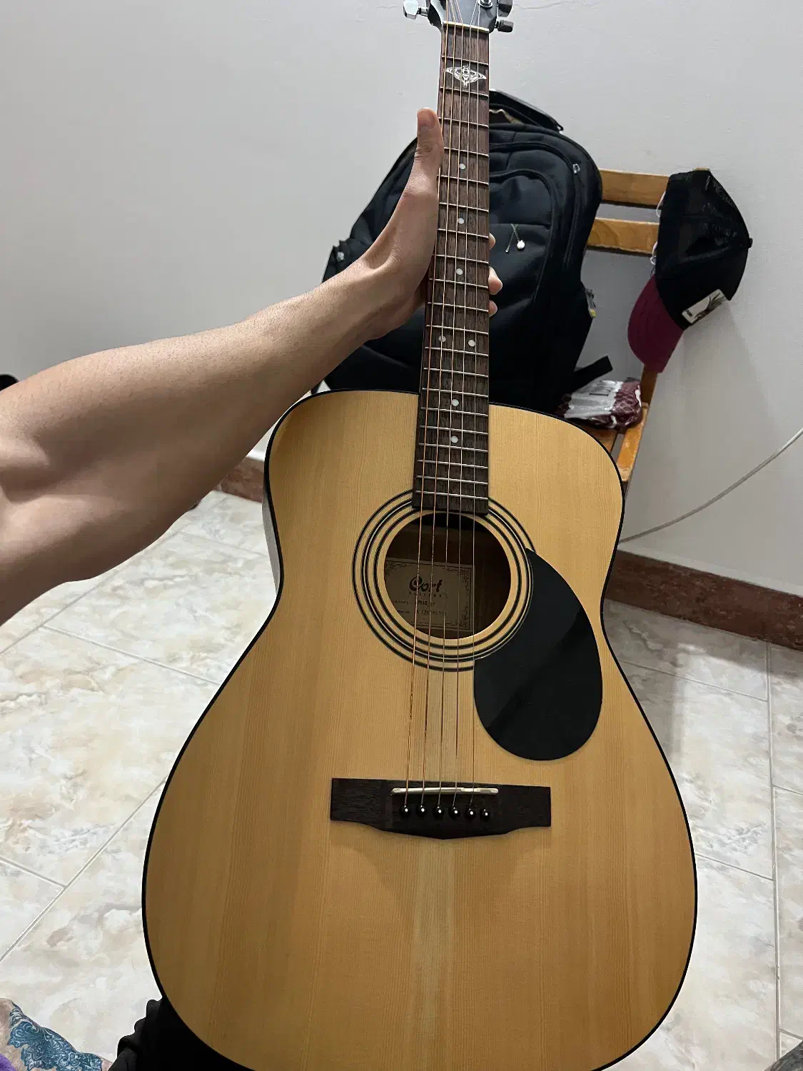 گیتار آکوستیک کورت|گیتار، بیس، امپلیفایر|فریدونکنار, |دیوار