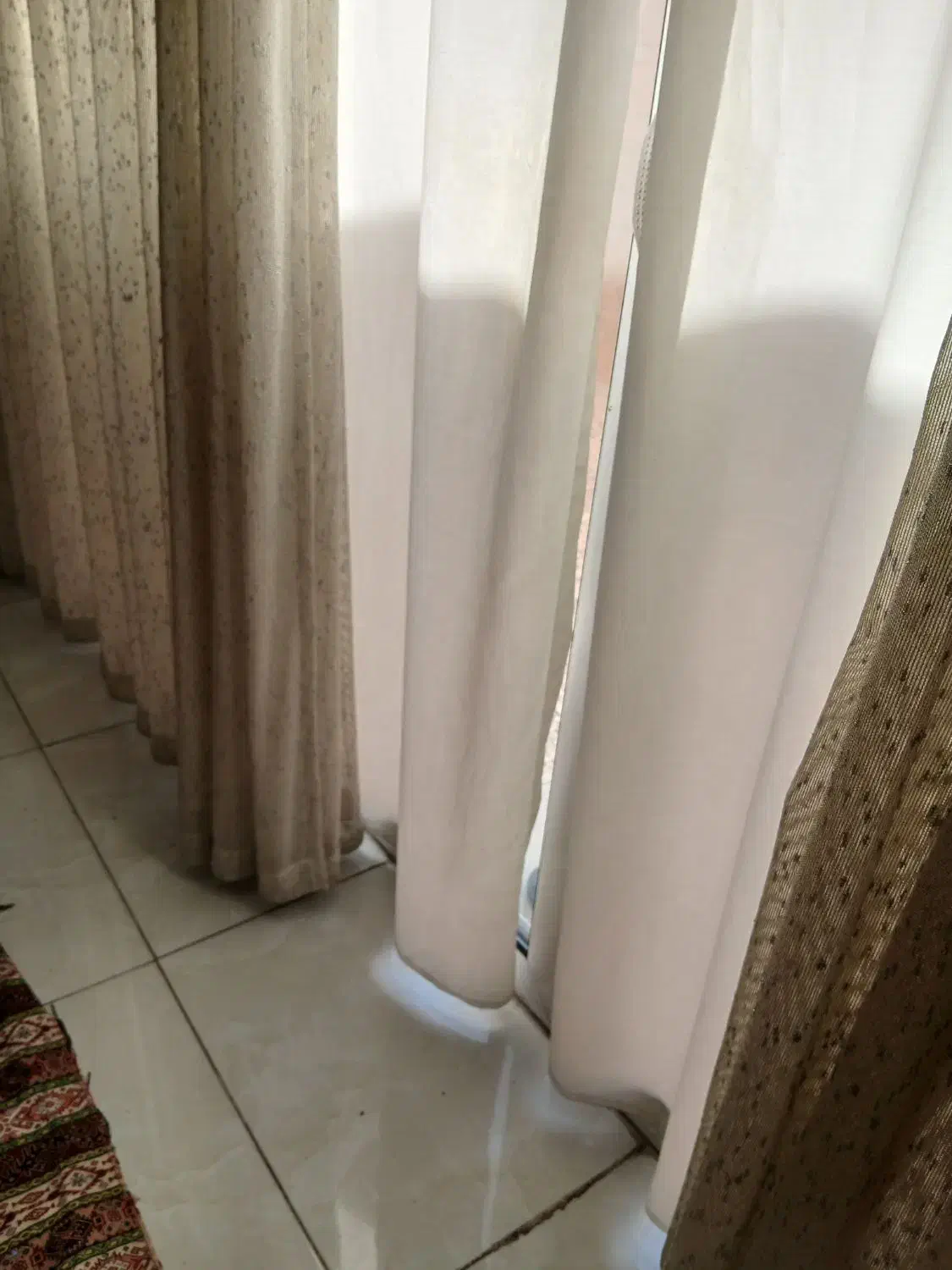 پرده|پرده، رانر، رومیزی|خمینی‌شهر, |دیوار