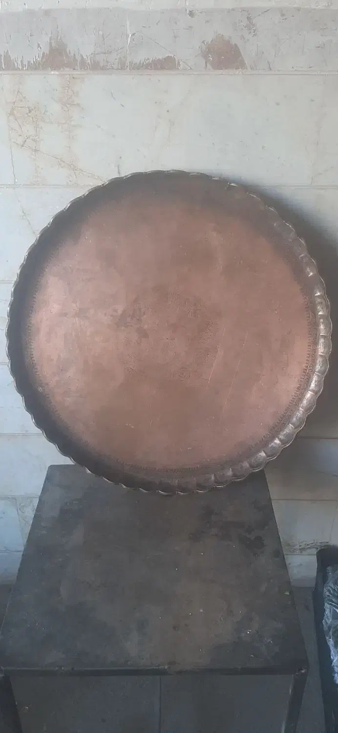 سینی|کلکسیون اشیاء عتیقه|خوی, |دیوار