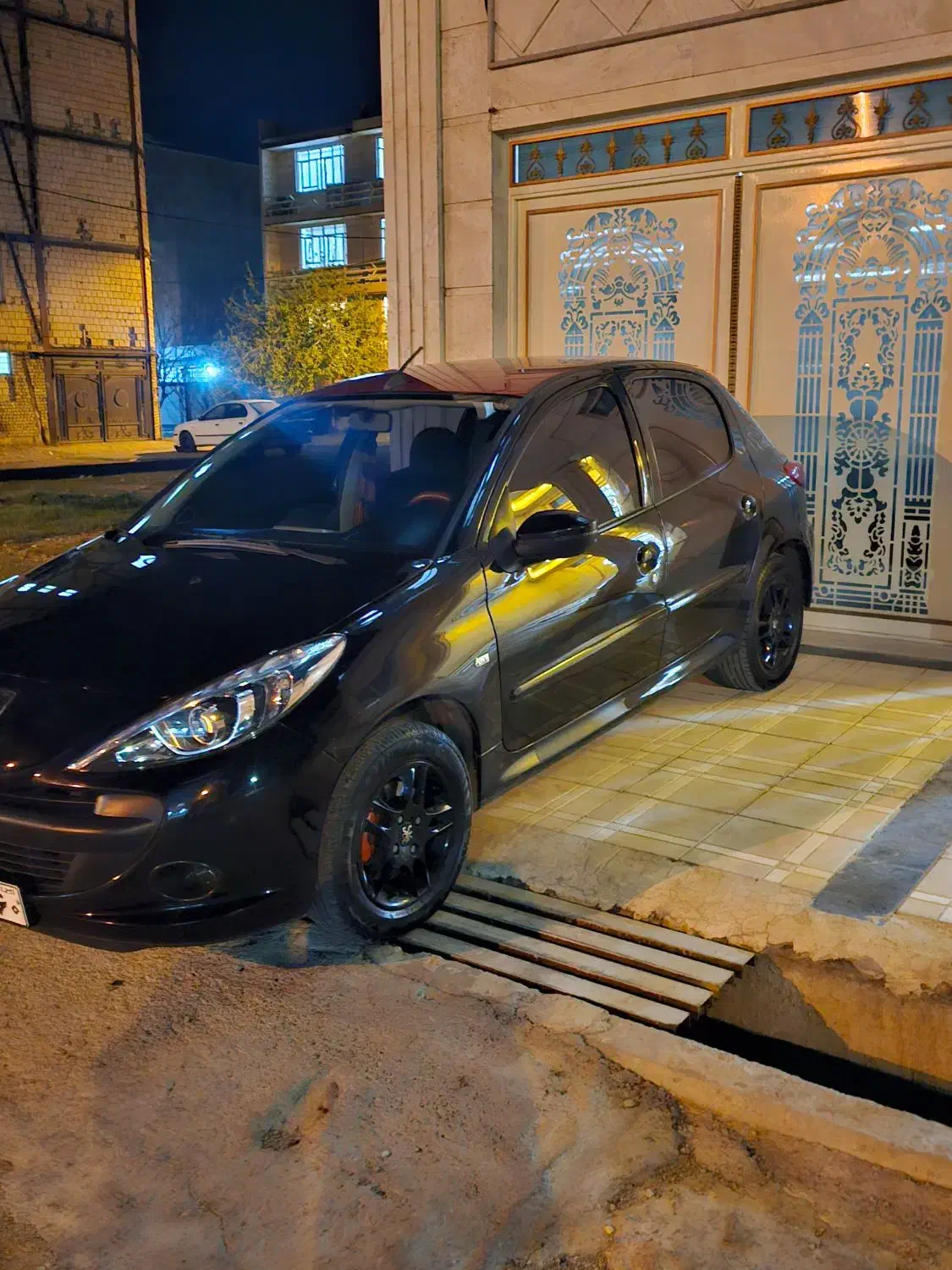 207 Mc 1401|خودرو سواری و وانت|خرم‌آباد, |دیوار