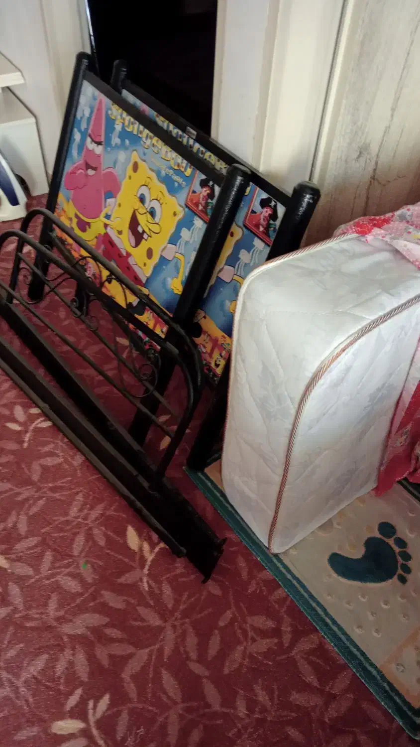 تخت فلزی کودک با تشک درجه یک|تخت و صندلی بچه|ایلام, |دیوار