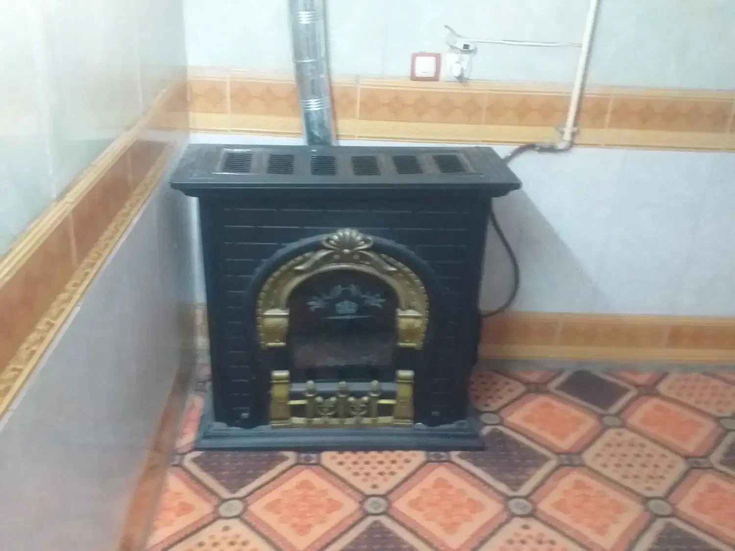 اجاره خانه مسافر(مبله)درمیانرود( بهارستان)|اجارهٔ کوتاهمدت آپارتمان و سوئیت|شیراز, شیخ روزبهان|دیوار