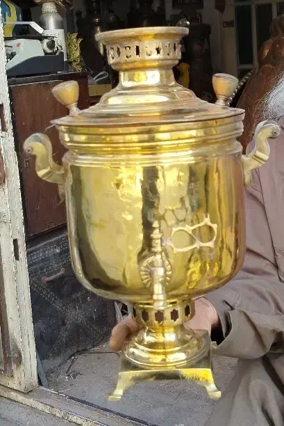 سماور زغالی کهنه|کلکسیون اشیاء عتیقه|مشهد, ابوذر|دیوار