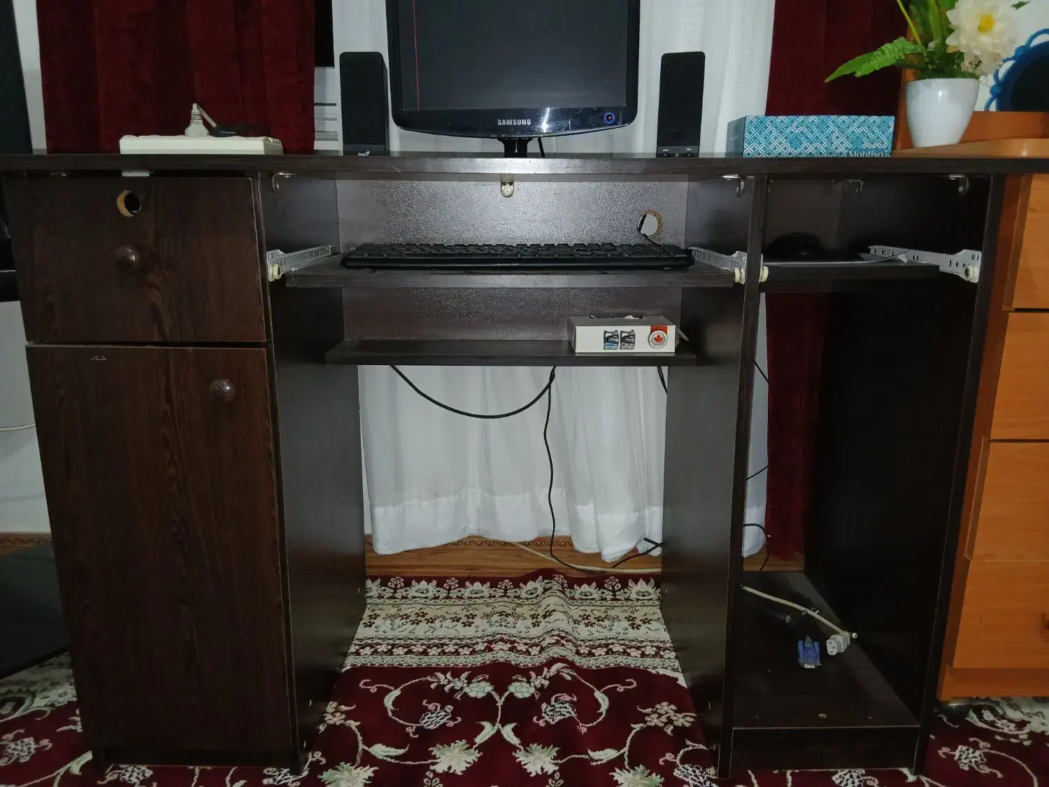 میز و صندلی کامپیوتر|صندلی و نیمکت|طاهرگوراب, |دیوار