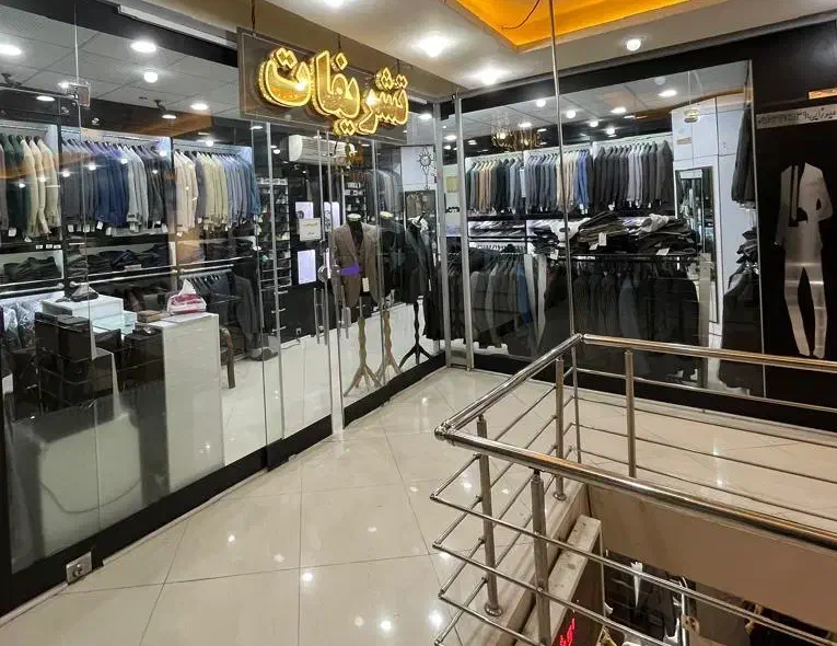 فروش مغازه  تجاری ۳۱ متر پاساژ لوتوس مطهری|فروش مغازه و غرفه|خرم‌آباد, |دیوار