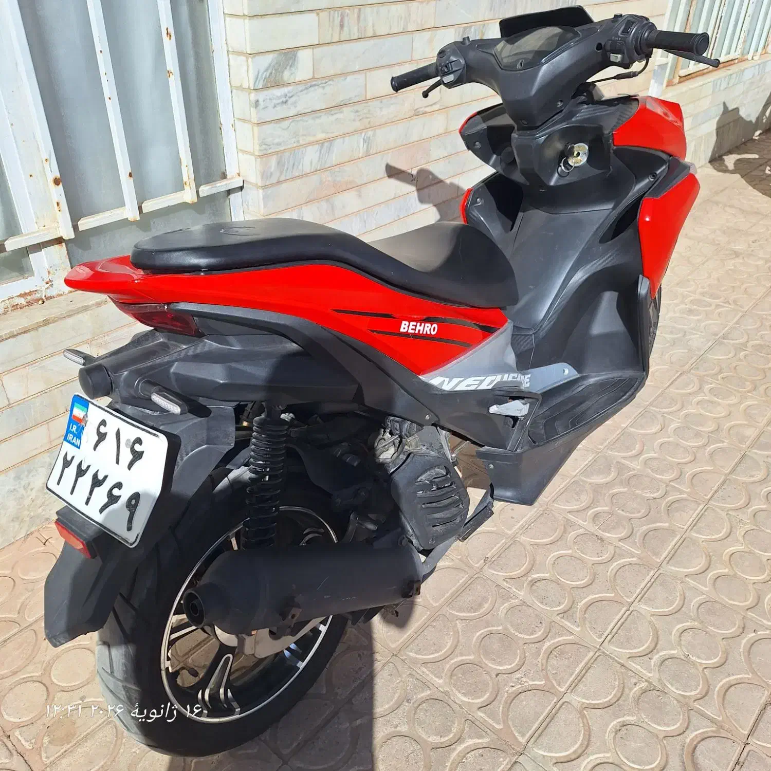 آیروکس مدل ۱۴۰۱ اتومات بیکلاچ|موتورسیکلت|زرند, |دیوار