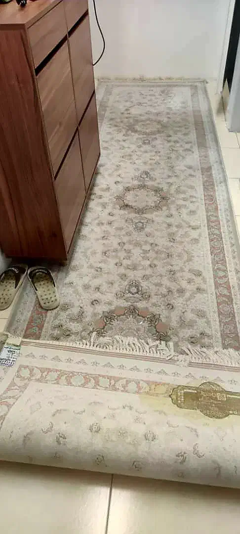 یک تخته فرش ۴متری ۱۲۰۰شانه در حد نو|فرش|تهران, خاک سفید|دیوار