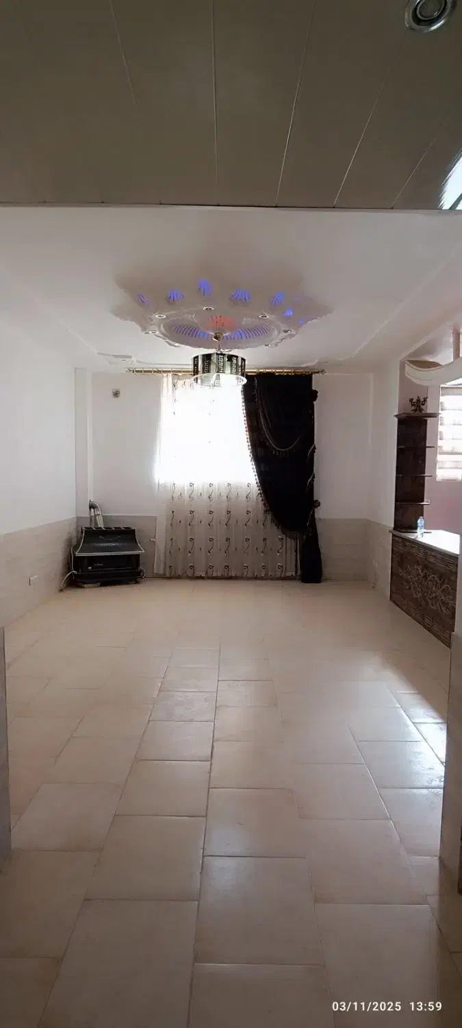 طبقه همکف حیاط بزرگ مسکن مهر روبرو دانشگاه|فروش آپارتمان|آباده, |دیوار