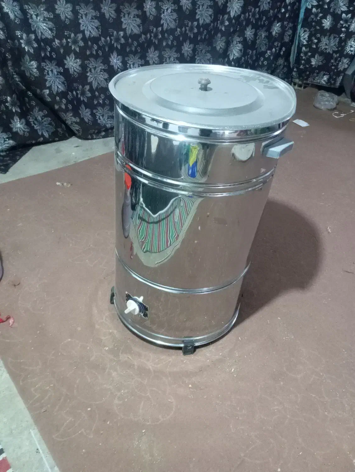 کره گیر|سایر لوازم برقی|هشترود, |دیوار