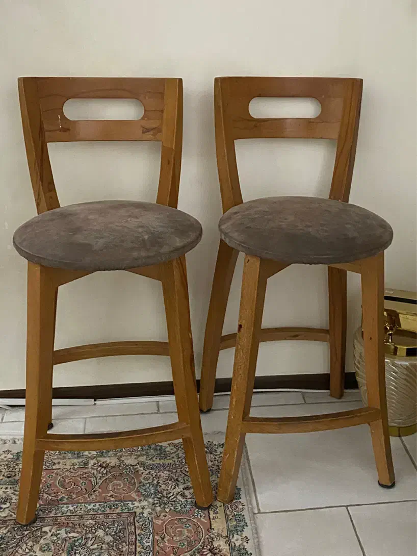 دو عدد صندلی بلند|صندلی و نیمکت|پردیس, فاز ۱۱|دیوار