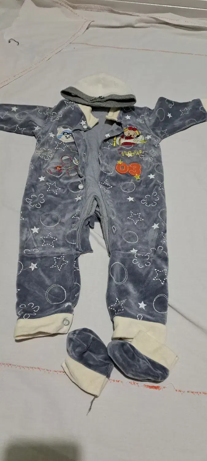 سرهمی بچه یانوزاد|کفش و لباس بچه|سنندج, |دیوار