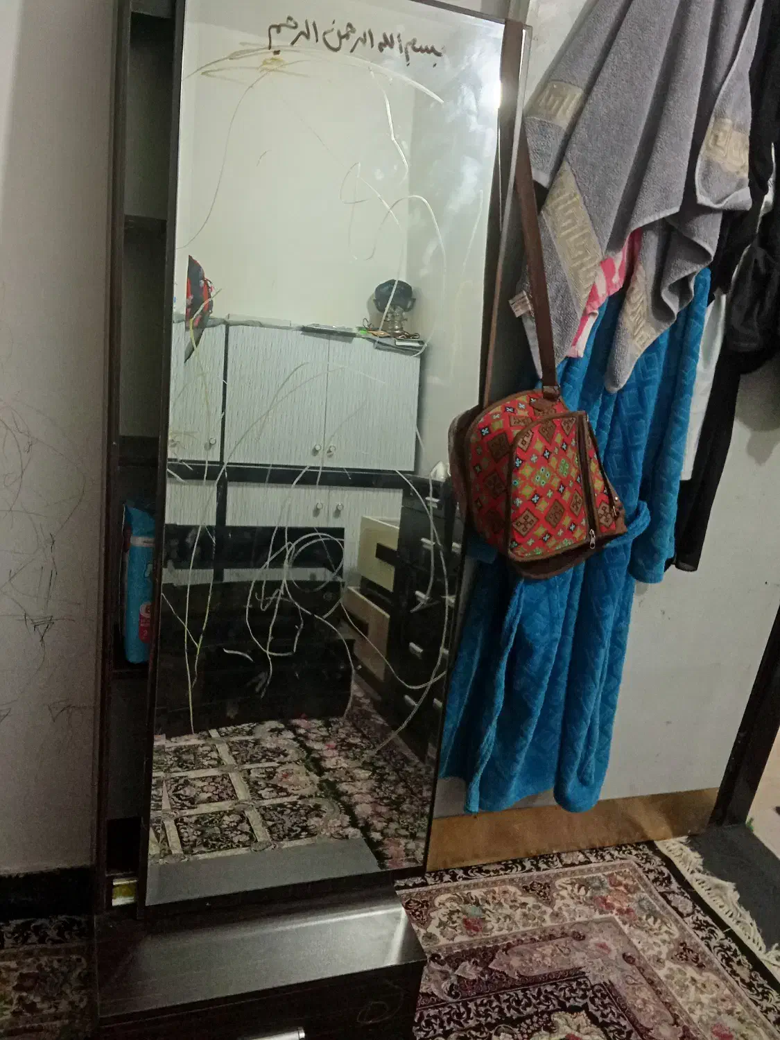 کمد چوبی قفسه دار و کشو دار|جاکفشی، کمد، دراور|لار, |دیوار