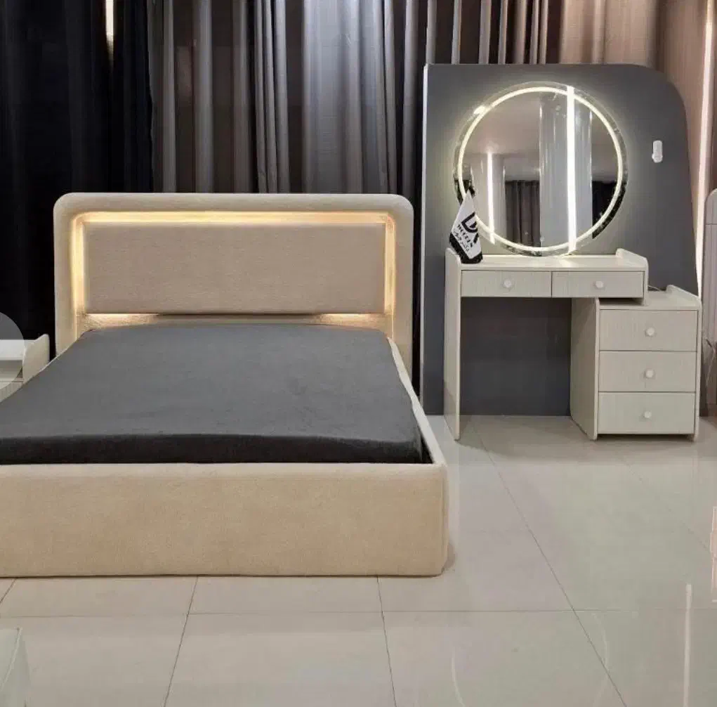 سرویس خواب نفیس ۱۹/۲۰۰|تخت و سرویس خواب|پارس‌آباد, |دیوار