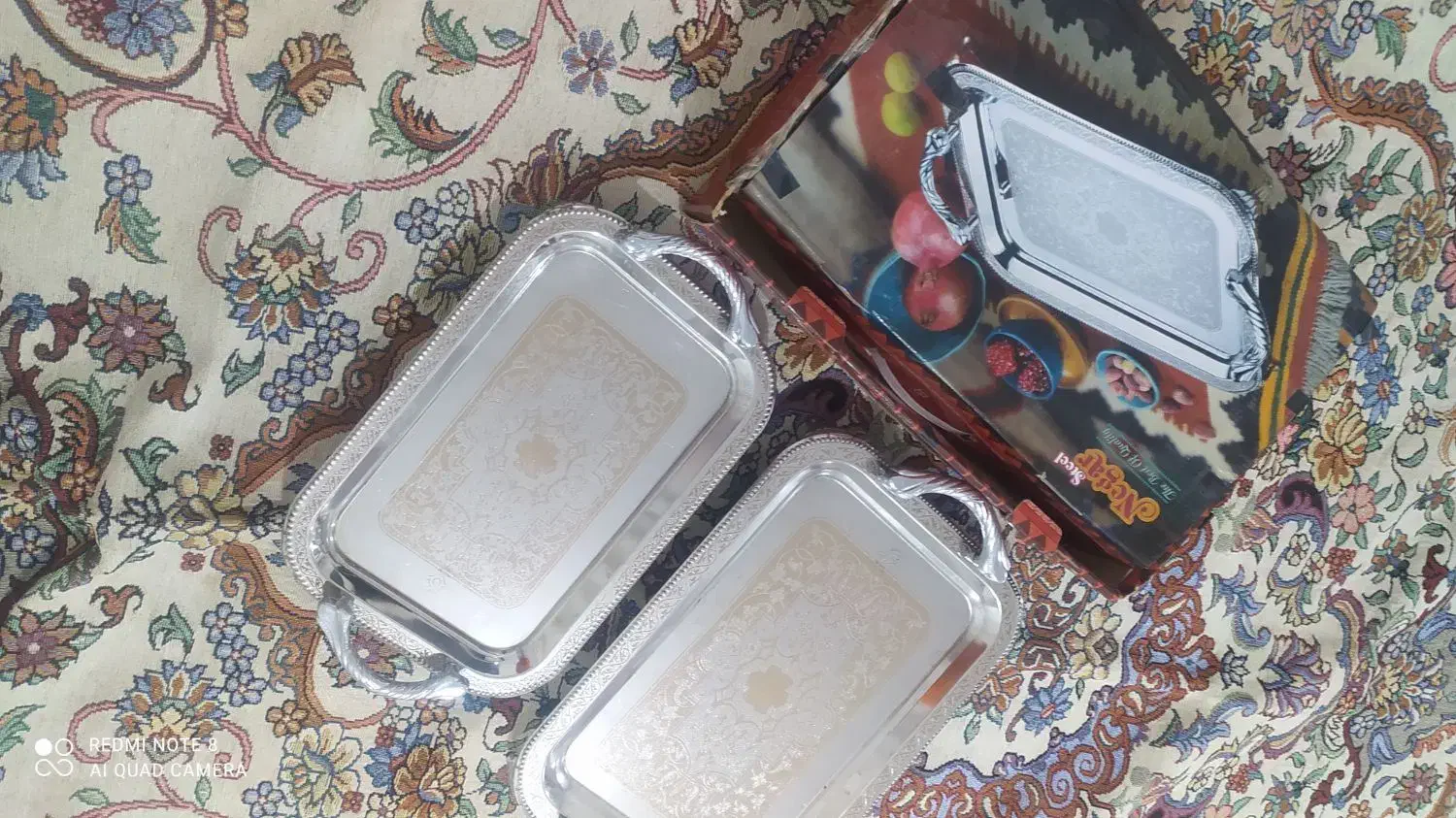 دو سایز سینی با کارتن نو باهم 700|ظروف سرو و پذیرایی|سبزوار, امیریه|دیوار