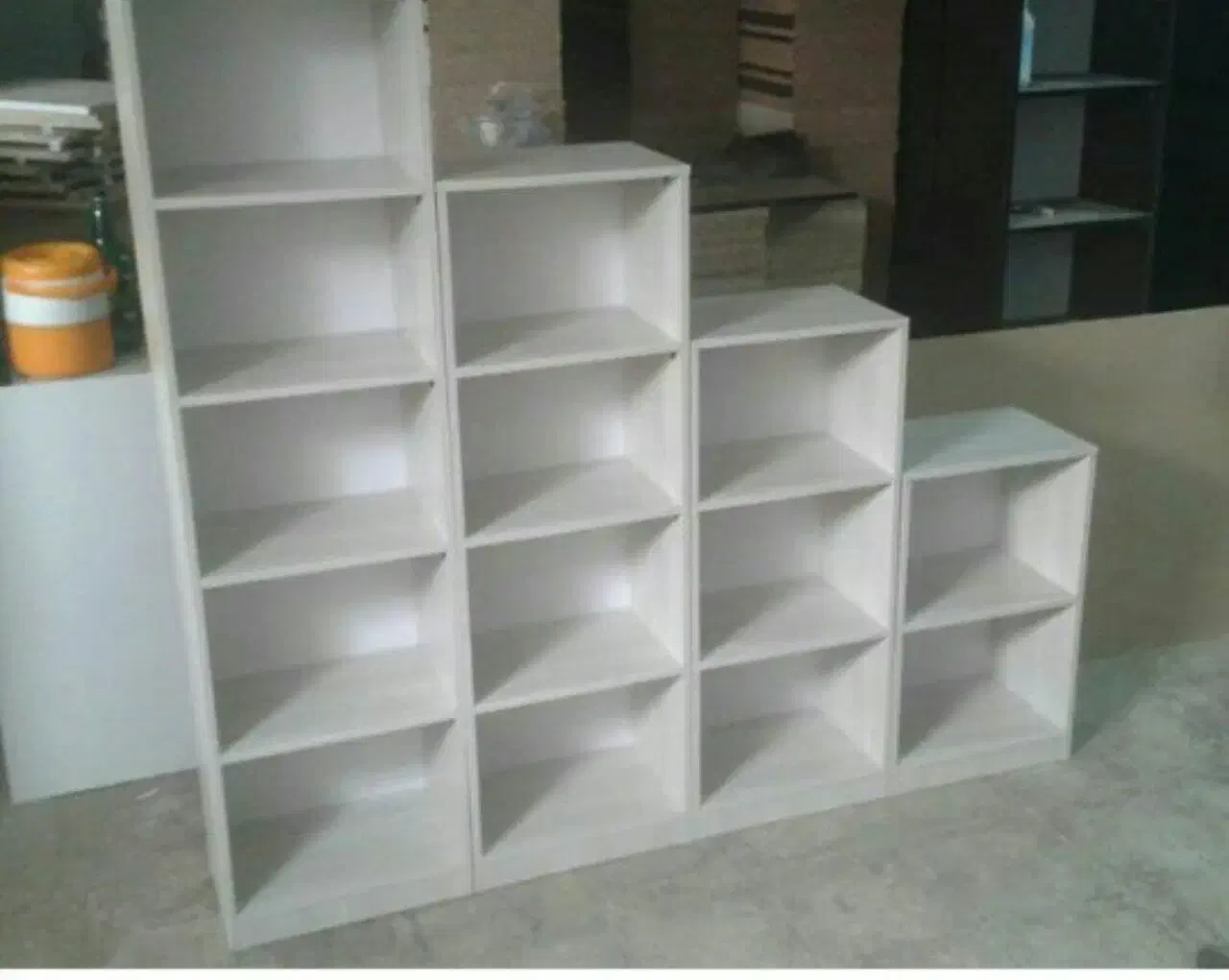 قفسه ،پیشخوان ،طبقه بندی ،کتابخانه|کتابخانه، شلف، قفسههای دیواری|نیشابور, شهید بهشتی|دیوار