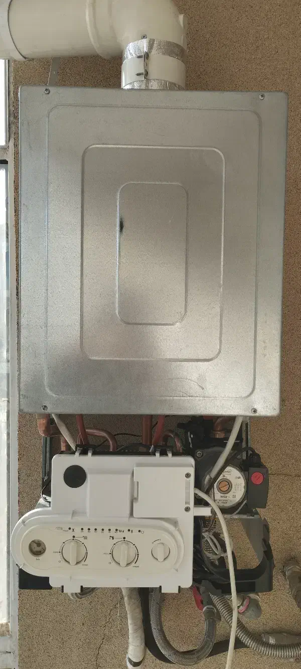 تعمیرات تخصصی انواع پکیج|خدمات پیشه و مهارت|گلبهار, شهر جدید گلبهار|دیوار