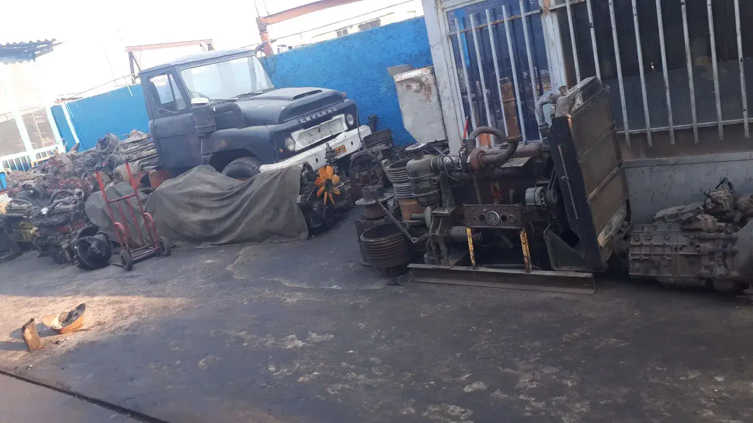 لیلاند داف ولو موتور گیربکس دفرانسیل|قطعات یدکی و لوازم جانبی|اسلام‌شهر, ده عباس|دیوار