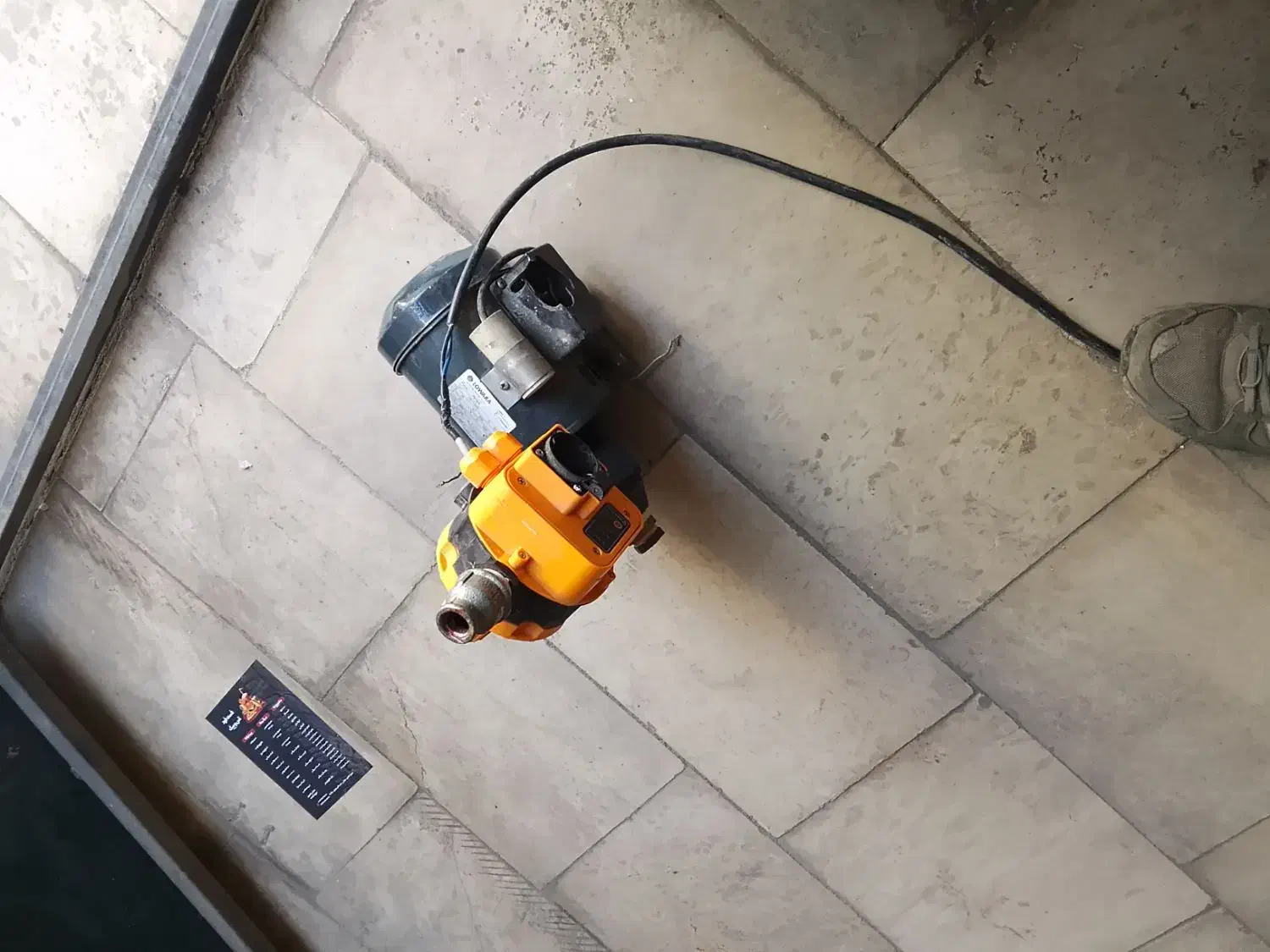 پمپ نیم اسب لوارا|مصالح و تجهیزات ساختمان|قدس, شهرک دانش|دیوار