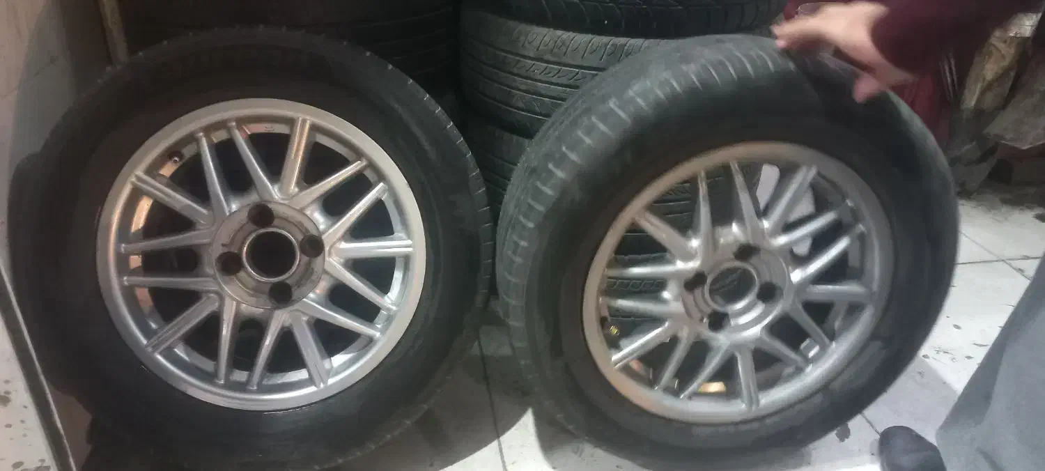 رینگ ۱۵ خرچنگی با لاستیک دست دوم|قطعات یدکی و لوازم جانبی|یاسوج, |دیوار