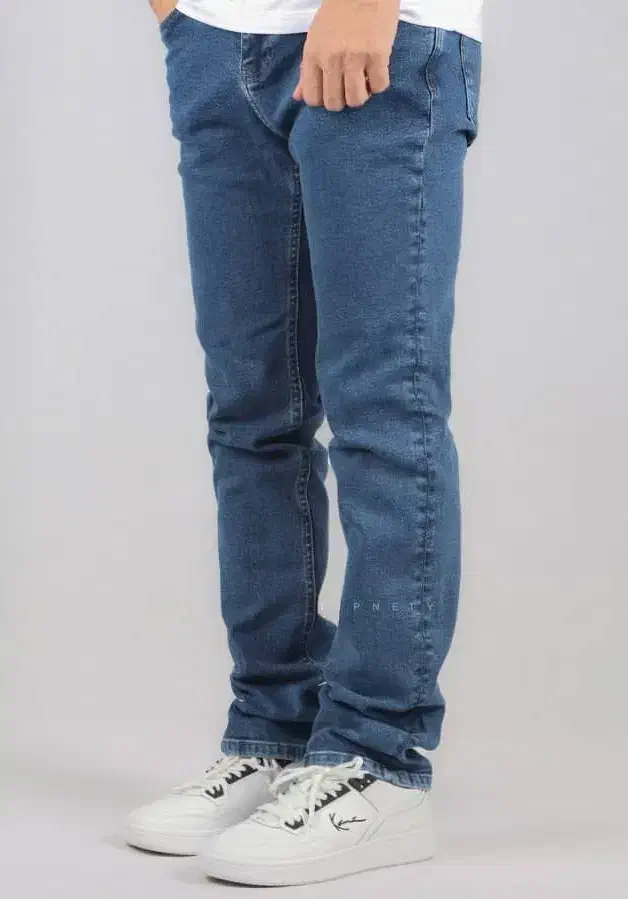 شلوار جین نیم بگ راسته و فیت LEVI'S NO1|لباس|یاسوج, |دیوار
