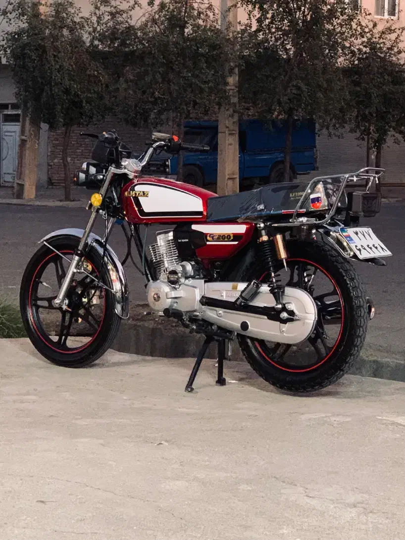 همتاز ۲۰۰ نیوفیس|موتورسیکلت|سلماس, |دیوار