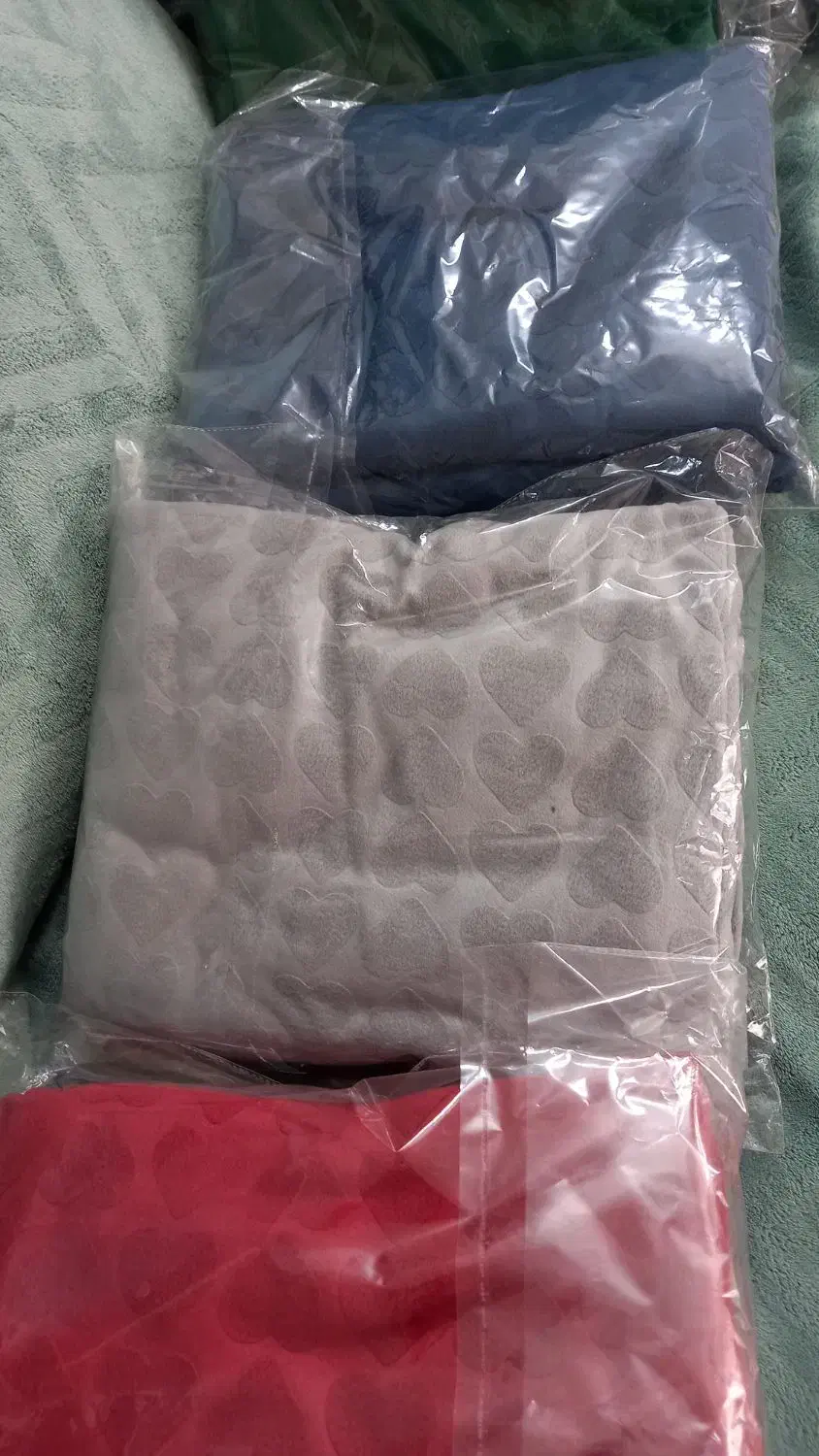 حراج پتو مسافرتی|رختخواب، بالش، پتو|مشهد, شفا|دیوار