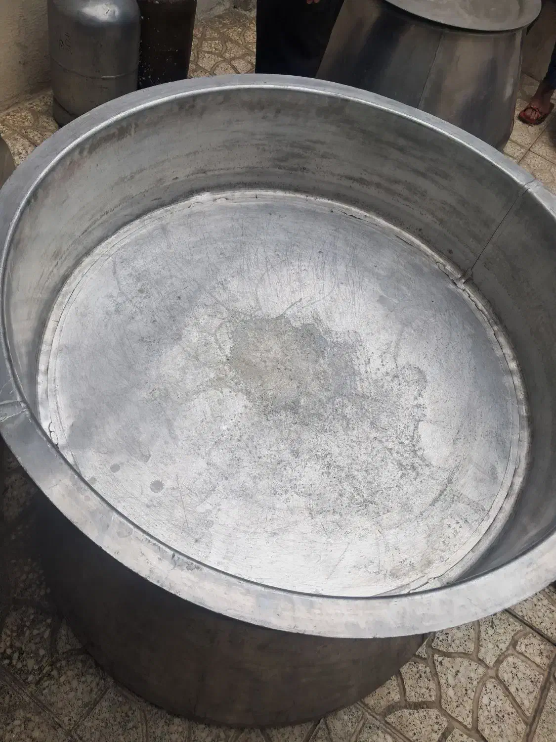 پاتیل  هیتی. بسیار زخیم و سنگین  با درب|ظروف پخت‌وپز|تهران, وصفنارد|دیوار