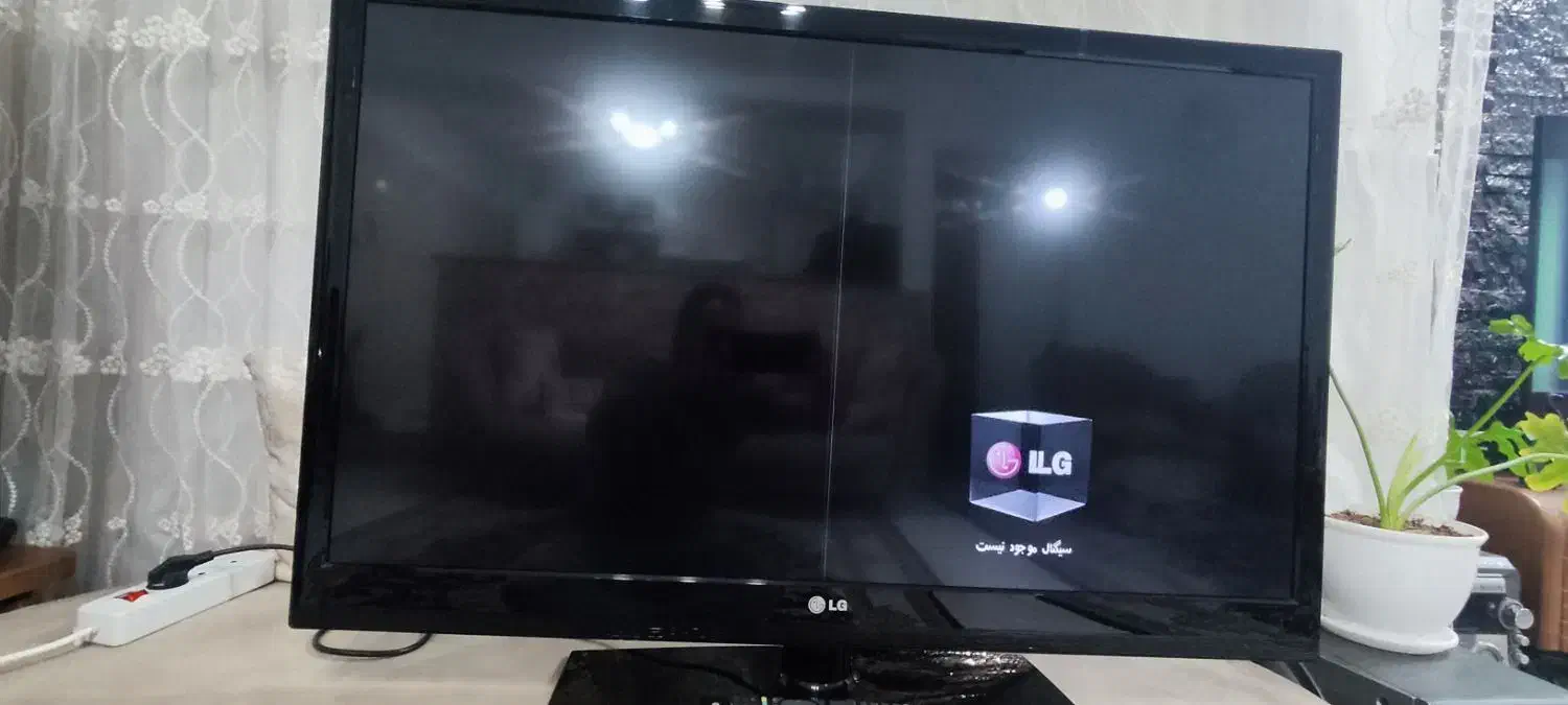 ال ای دی ۴۲ اینچ ال جی|تلویزیون و پروژکتور|هشتگرد, شهرک راه آهن|دیوار