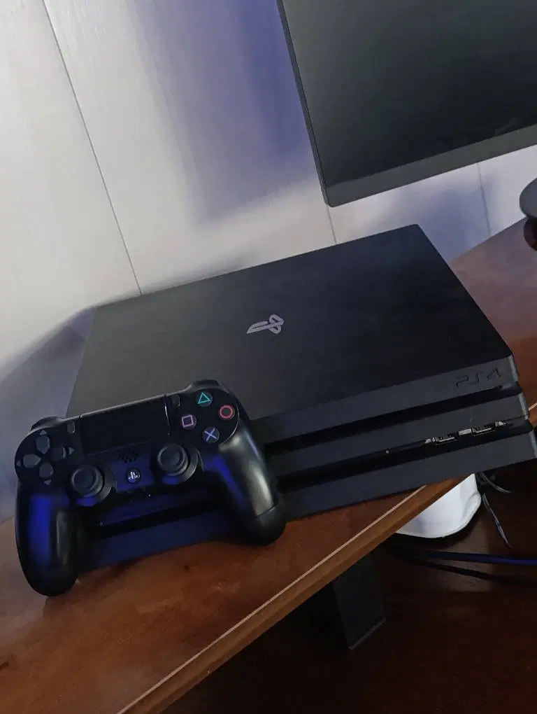 PS4 Pro کپی خور|کنسول، بازی ویدئویی و آنلاین|مشهد, شهرک لشکر (شهرک غرب)|دیوار