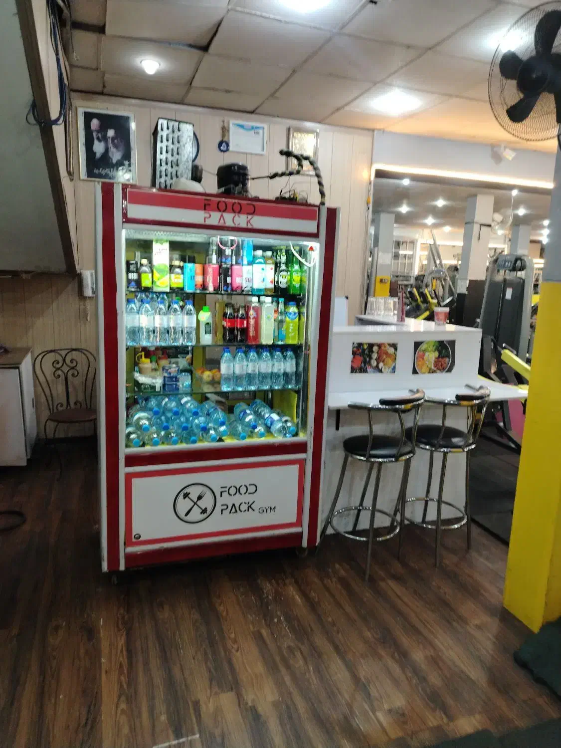 بوفه رهن واجاره داده می شود|اجارهٔ مغازه و غرفه|تهران, تهرانپارس شرقی|دیوار