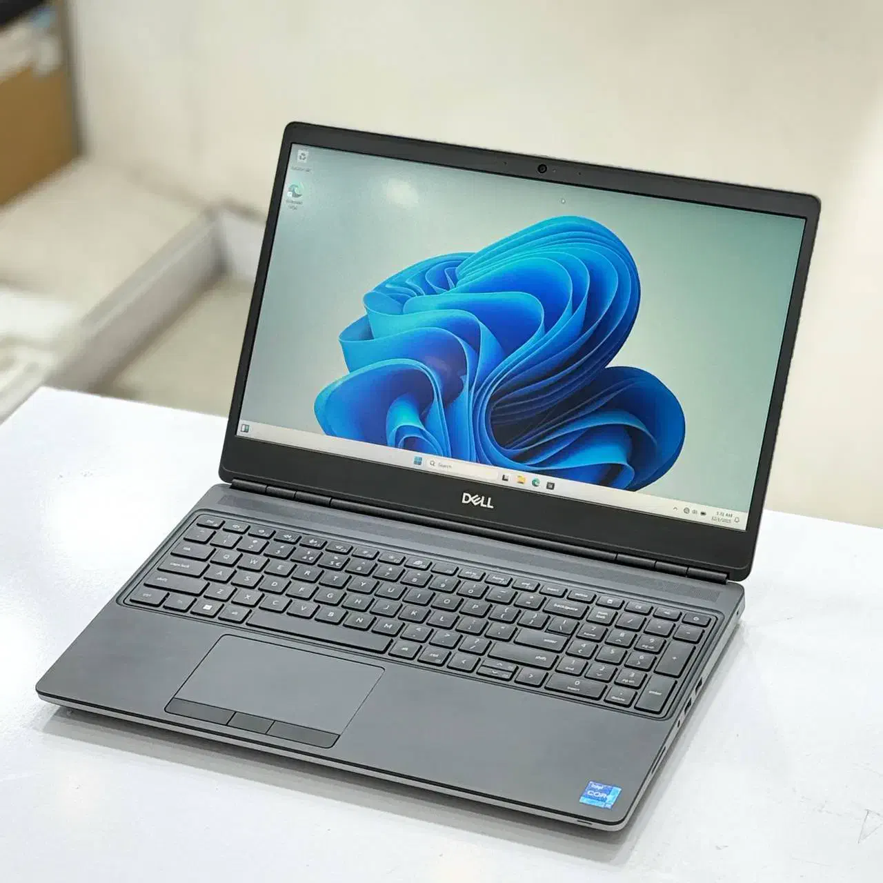 لپتاپ Dell i9 رم 32گیگ پرستیژن 7560|رایانه همراه|شیراز, ملاصدرا|دیوار