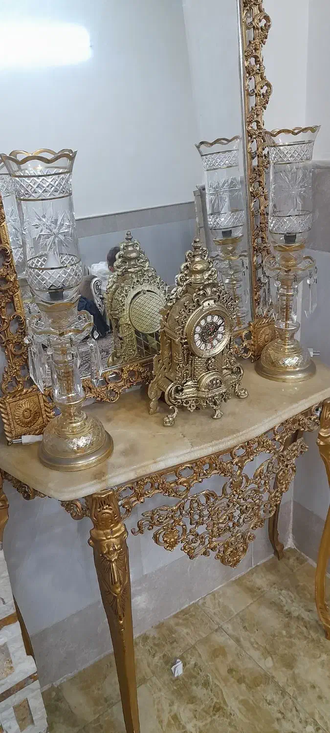 اینه شعمدان|بوفه، ویترین، کنسول|قم, سراجه (۱۵ خرداد)|دیوار