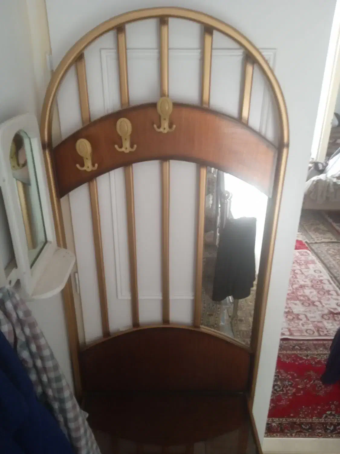 جا لباسی و جا کفشی|جاکفشی، کمد، دراور|قم, بنیاد|دیوار