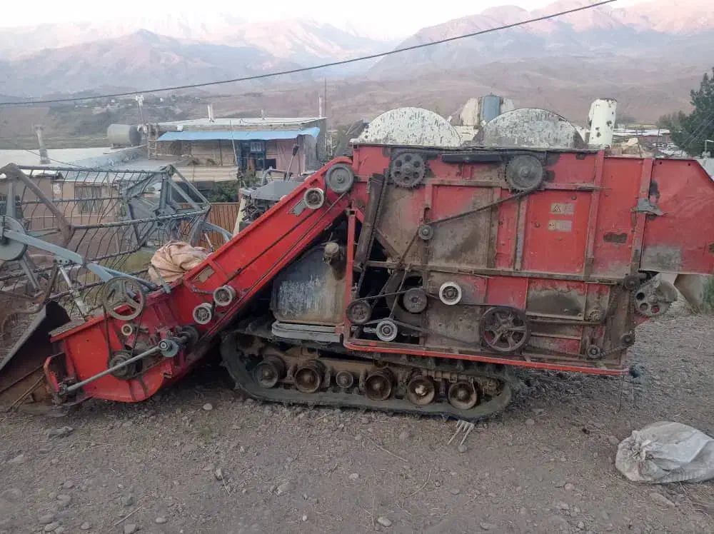 کمباین ۲۰۱۳سینا|خودرو سنگین|رشت, منظریه|دیوار