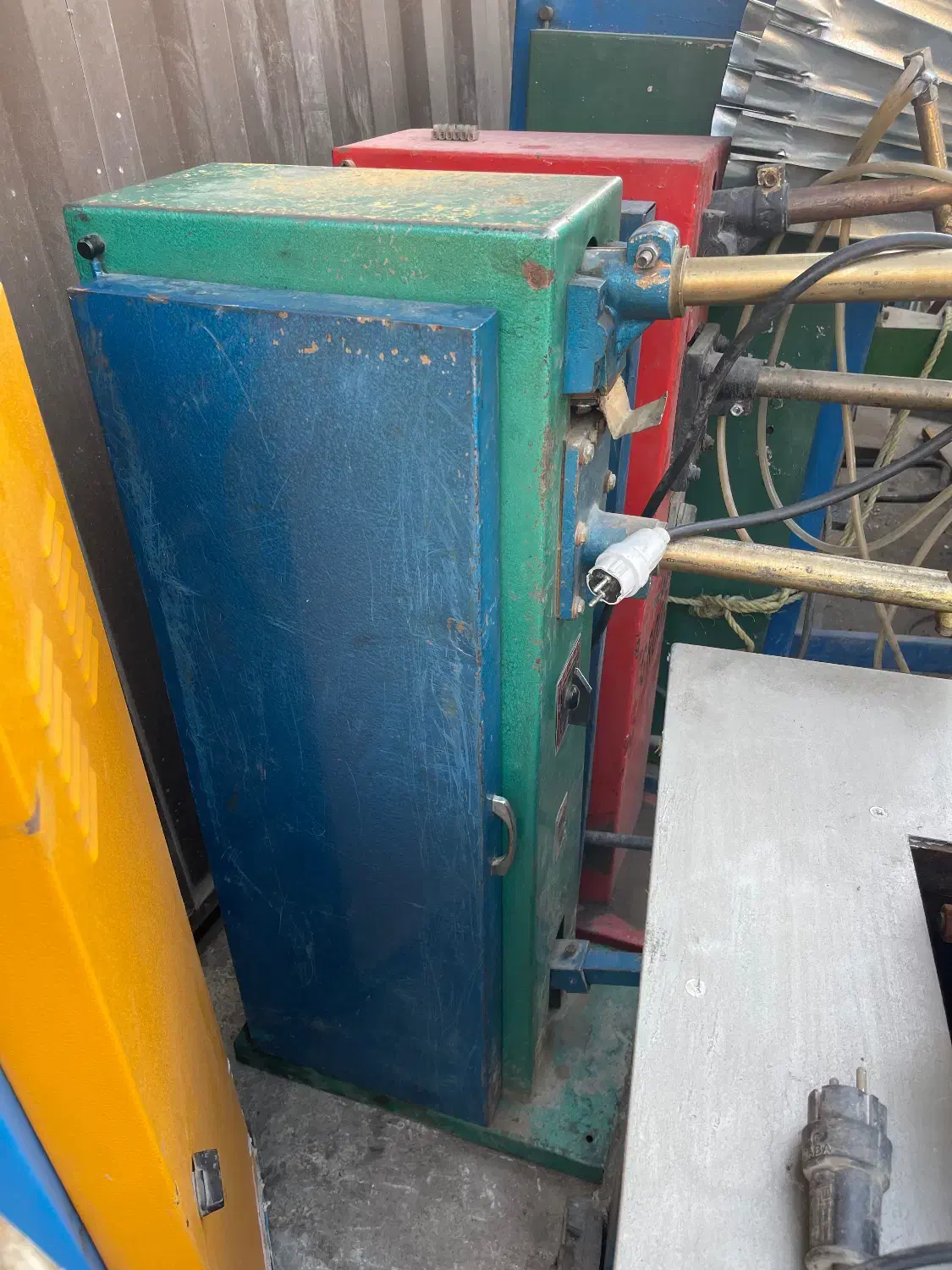 نقطه جوش فرید و فربد ۳۵ کاوا جوش سربه سر|ماشین‌آلات صنعتی|تهران, شهرک شریفی|دیوار