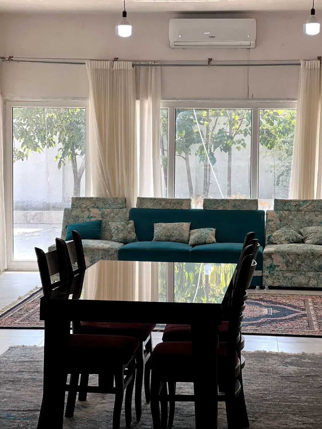 اجاره ویلا باغ روزانه|اجارهٔ کوتاهمدت ویلا و باغ|شیراز, علوم پزشکی|دیوار