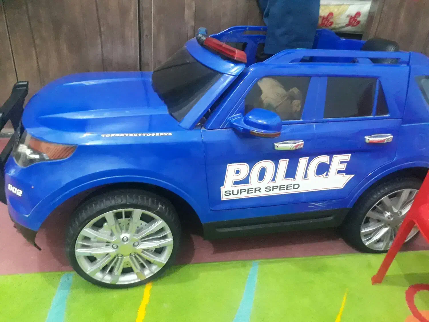 ماشین شارژی تمیز در حد نو|اسباب‌‌بازی|جم, |دیوار