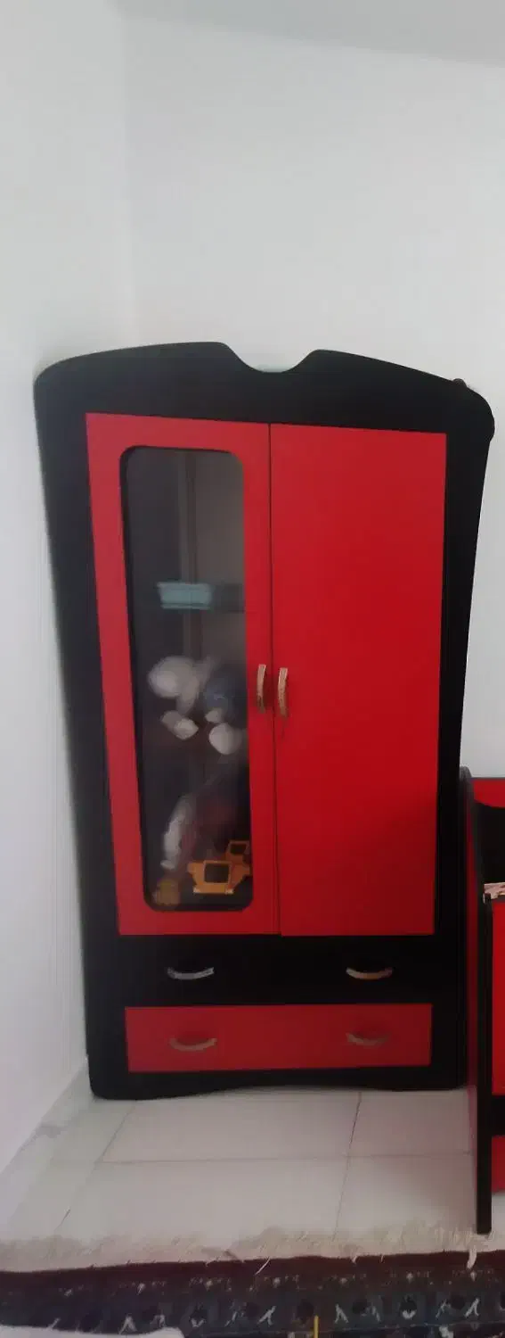 تخت و کمد|تخت و صندلی بچه|کوهدشت, |دیوار