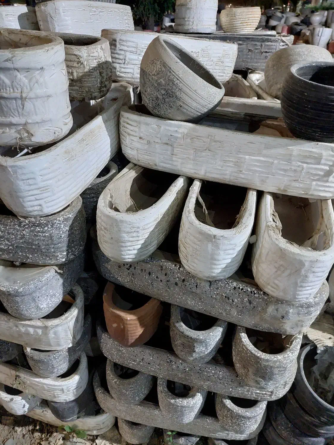 گلدان سفالی|گل و گیاه طبیعی|چهارباغ, |دیوار