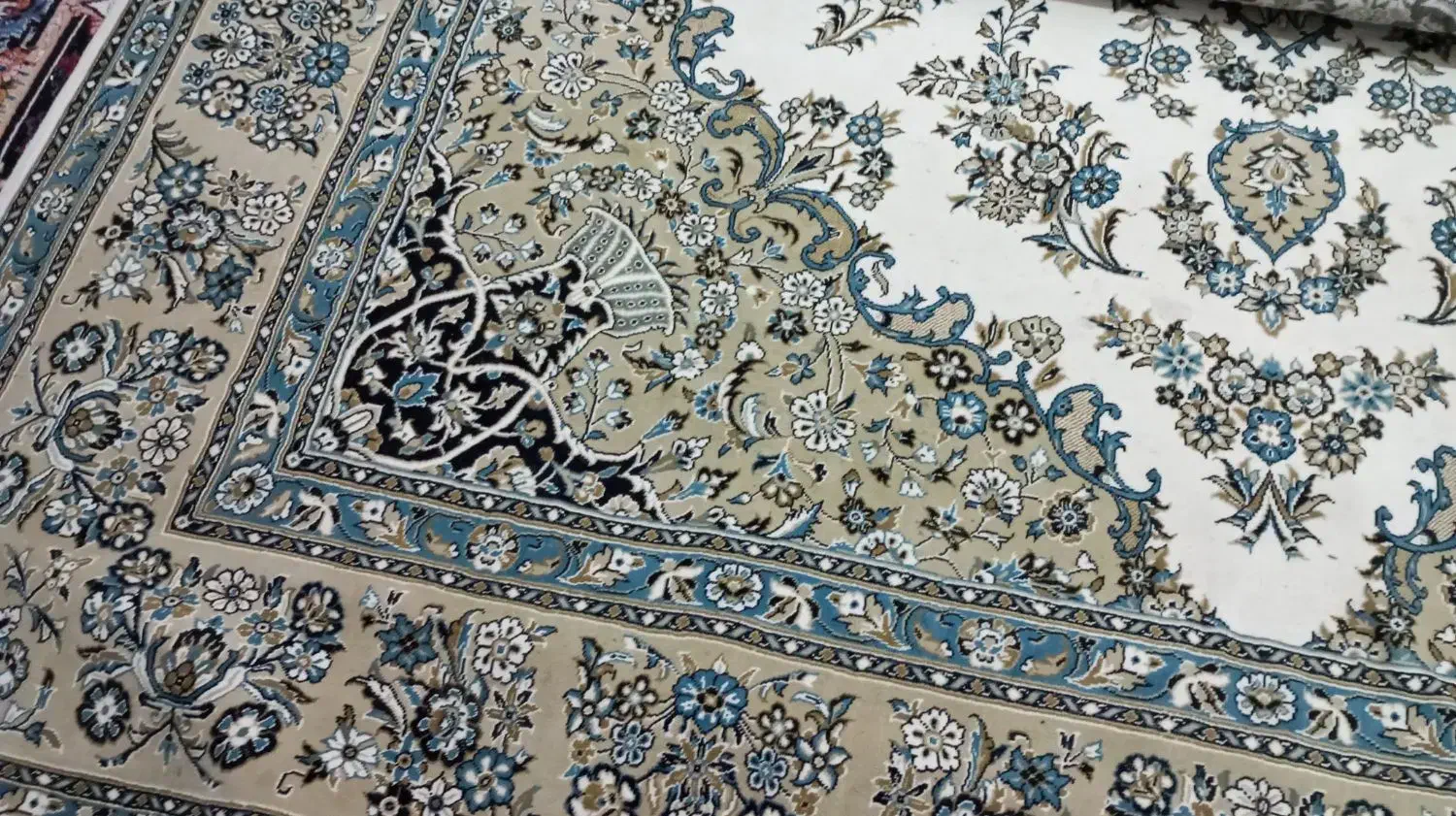 یک عددفرش 12متری یک عددضبط سامسونگ 3030000|فرش|جوادآباد, |دیوار