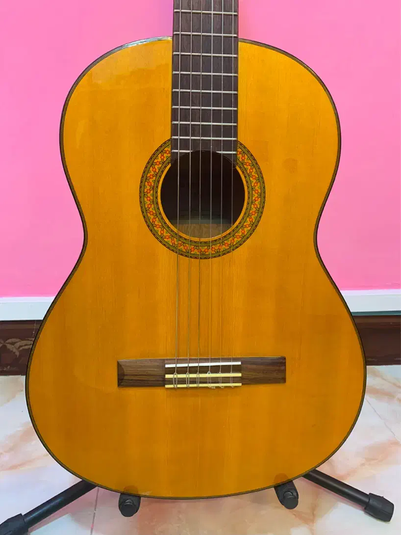 گیتار یاماها C70|گیتار، بیس، امپلیفایر|قائم‌شهر, |دیوار