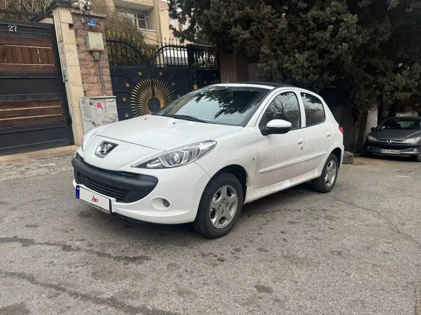 پژو ۲۰۷ دنده ای پاناروما ۱۴۰۴|خودرو سواری و وانت|تهران, امانیه|دیوار