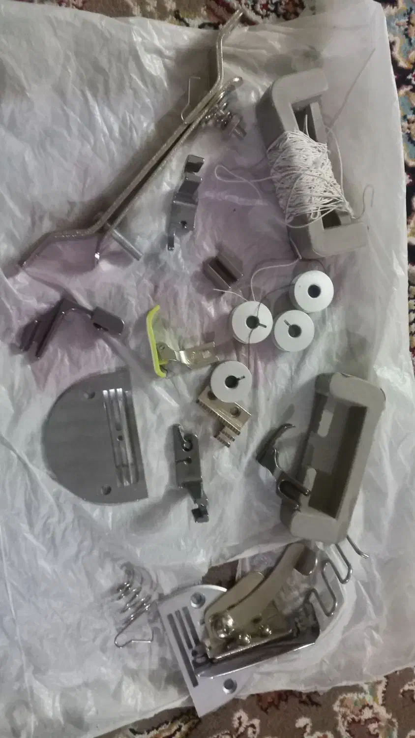 نخ سردوزپایه چرخ|لوازم خیاطی و بافتنی|فردیس, شهرک ارم|دیوار