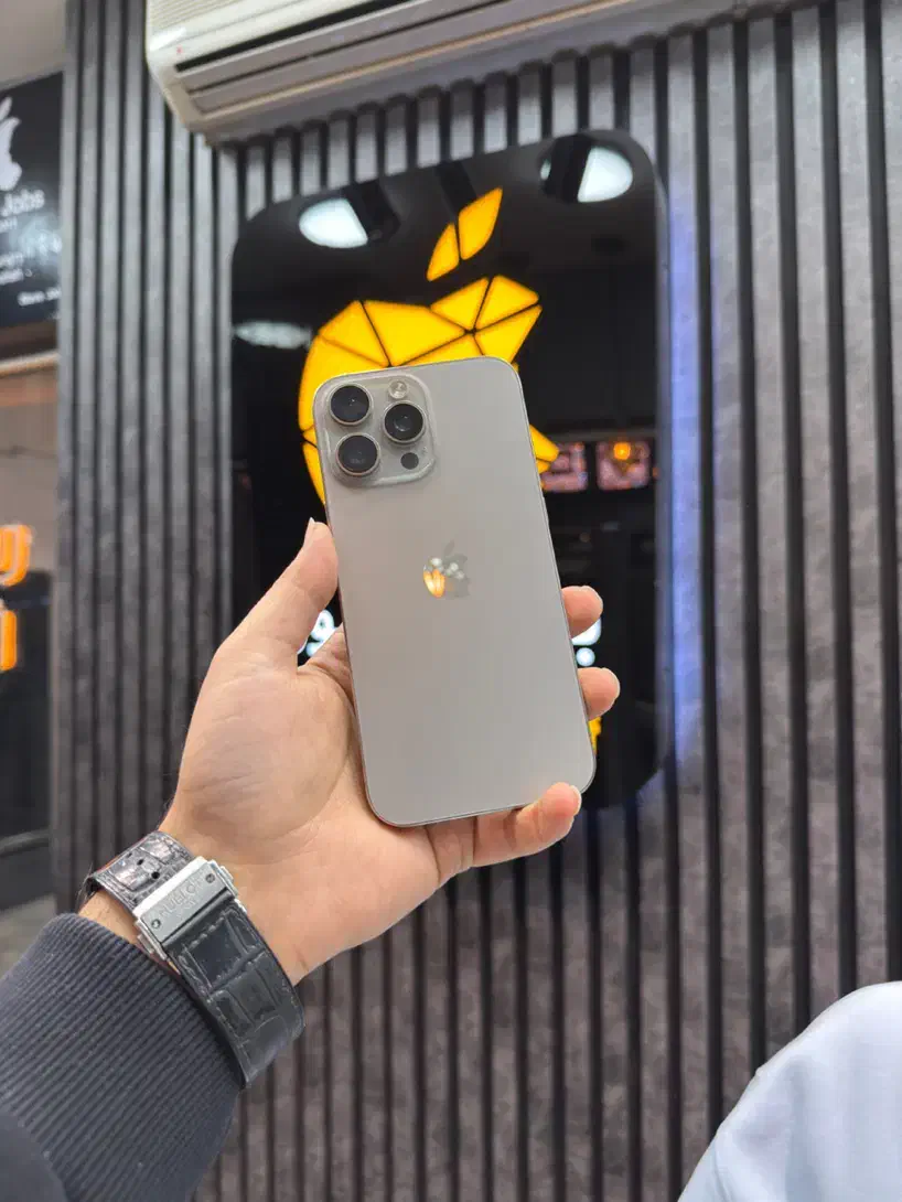 اپل iPhone 16Promax حافظه ۲۵۶گیگابایت|موبایل|اصفهان, جلفا|دیوار