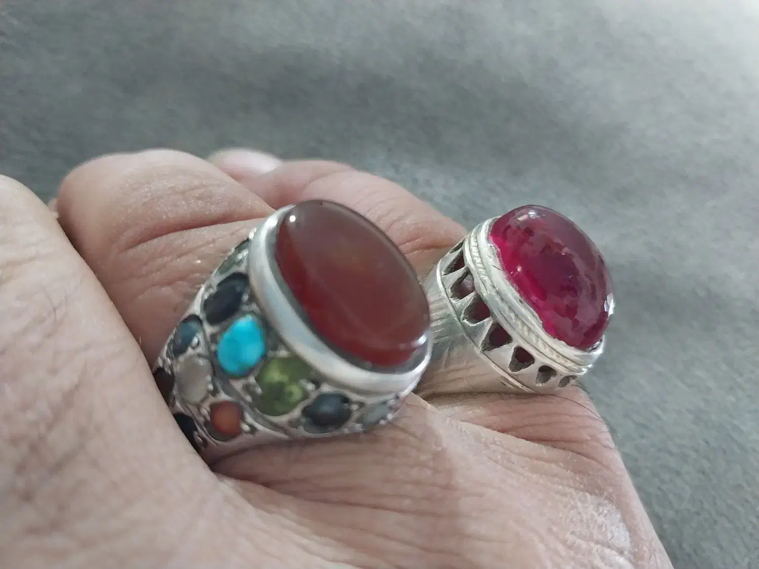 انگشتریمنی و۲۴نگین وانگشتریاقوت|جواهرات|خلیل آباد, |دیوار