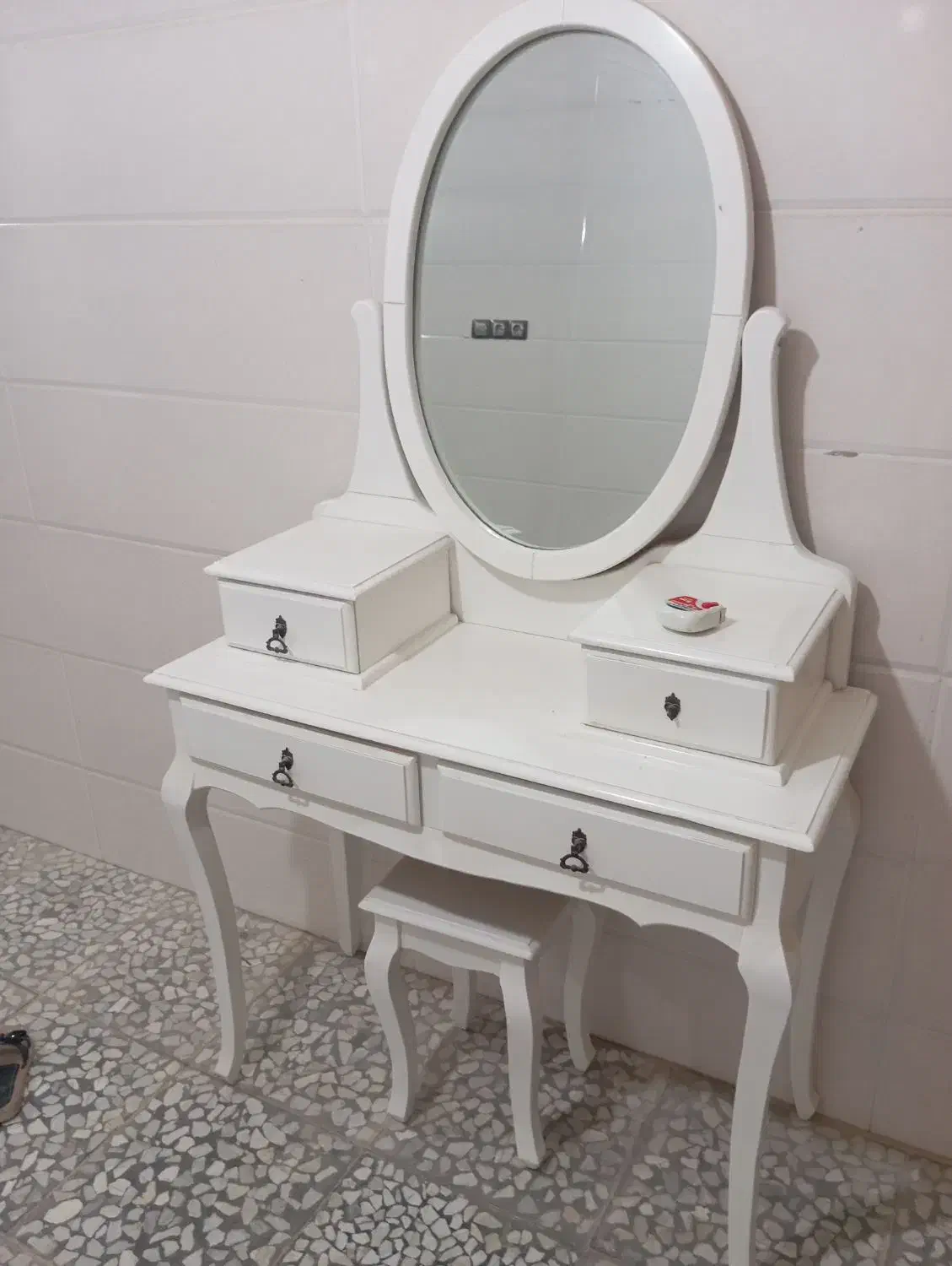 میز آرایشی|مبلمان خانگی و میز عسلی|آبپخش, |دیوار