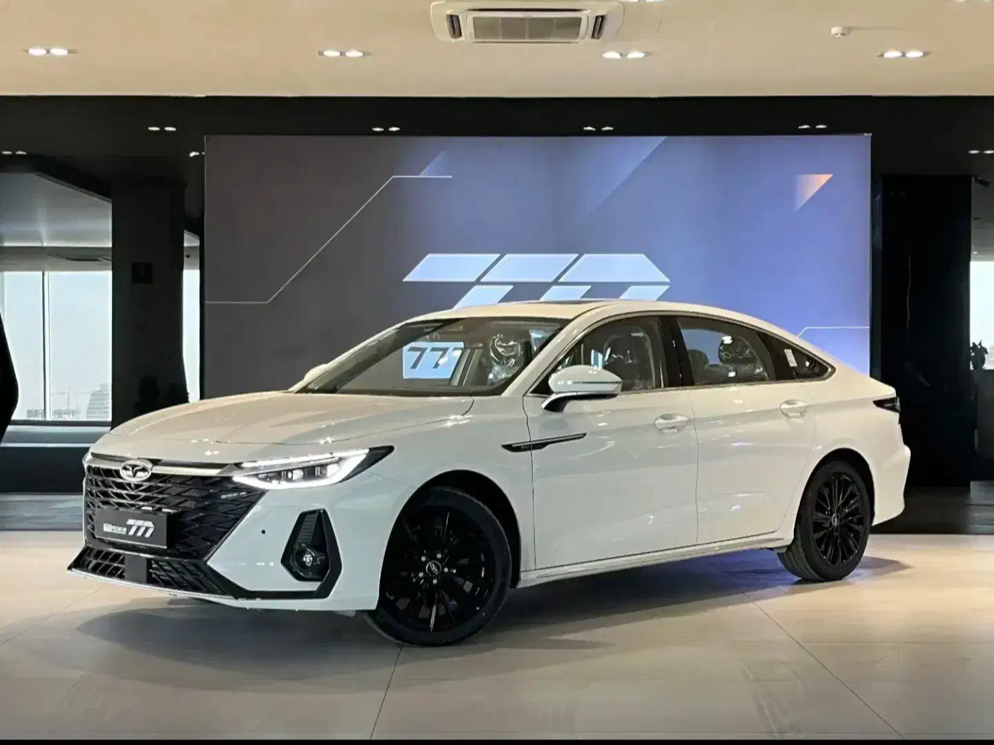 آریزو 8 سفید مدل ۲۰۲۵ خشک|خودرو سواری و وانت|کرمانشاه, |دیوار