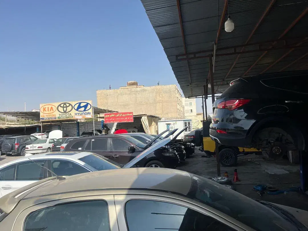 استخدام استاد کار میکانیک خودرو سبک وشاگرد|استخدام صنعتی، فنی، مهندسی|شیراز, شهرک مهدیه|دیوار
